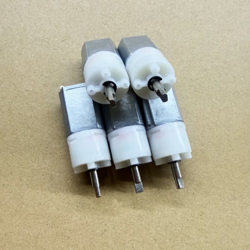 130 motor s redukcijom, visoke brzinsko s circlipom, motor za curling kosu 3.7V/12V i motor za piljenje stopala