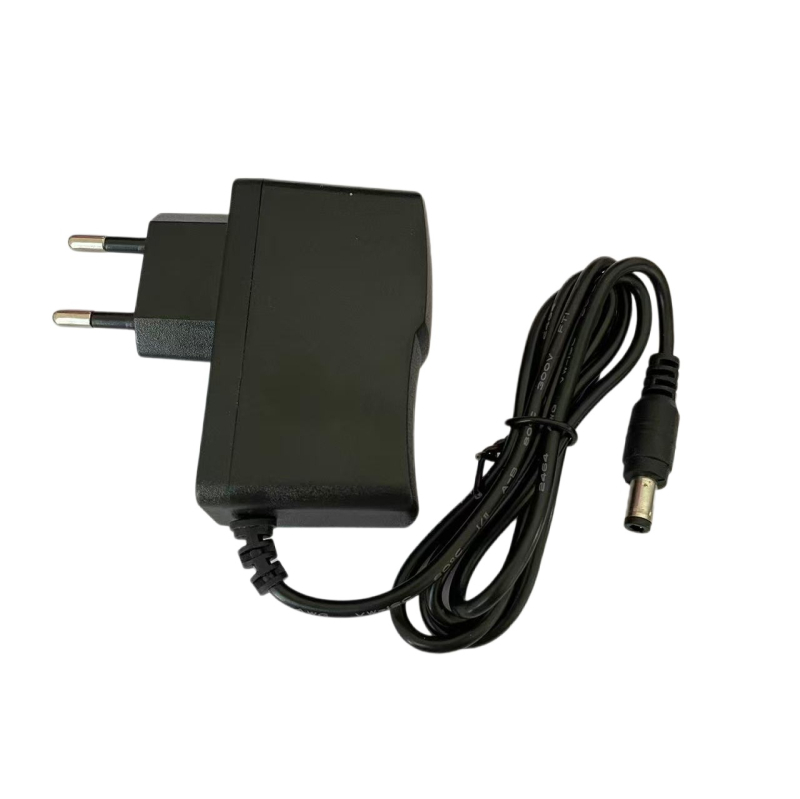 Switch-mode napajanje s više izlaza: 12V1A, 12V2A, 12.6V1A, 5V1A, 9V1A