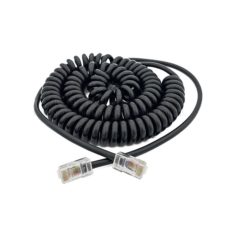 RJ45 osmojezgreni izvučni spiralni kabel s dva RJ45 konektora