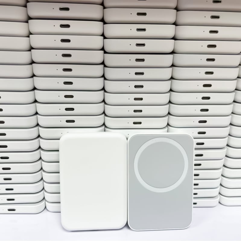 Magnetni bežični power bank kompatibilan s MagSafe 5000mAh