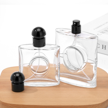 Üveg parfümös üvegek 50 ml és 75 ml, csattal záródó kupak, permetező fej, újratölthető üres mintákhoz