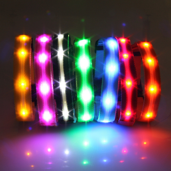 LED svjetleći kaiš za psa s mrežastim dizajnom 2.0, prilagodljiva oznaka, treperi LED, najlonska traka