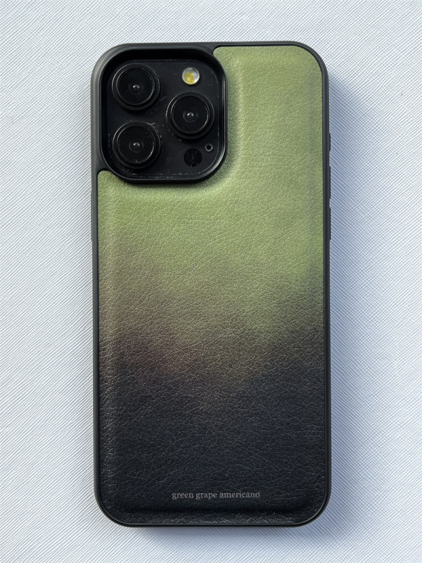 17Pro kožna futrola s retro gradijentom Matcha zelene boje za iPhone 16 Pro Max