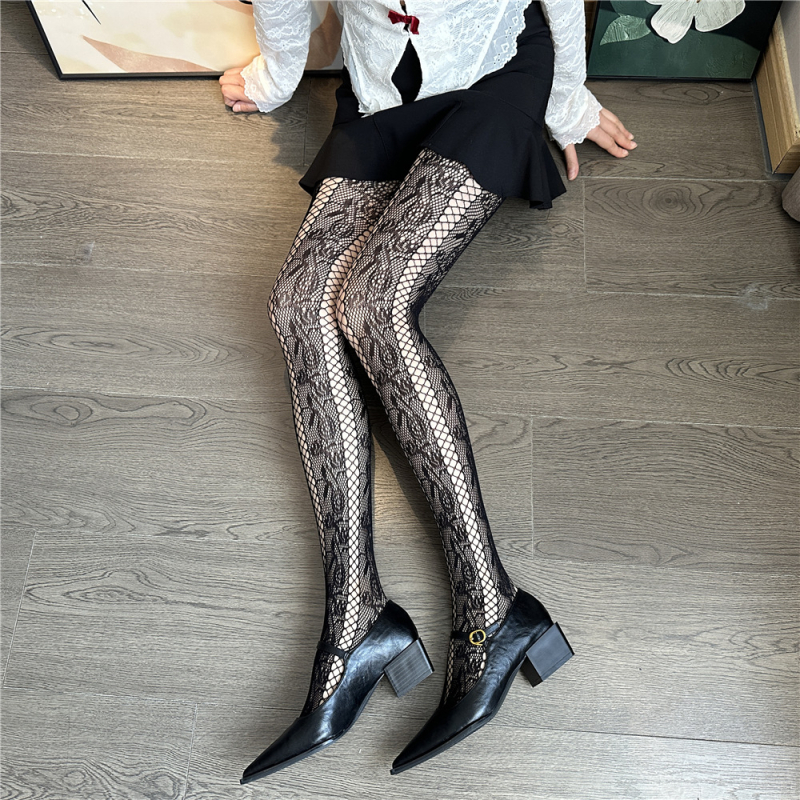 Purpurne hulahopke s retro izrezima i čipkastim jacquard uzorkom, tanke, za žene