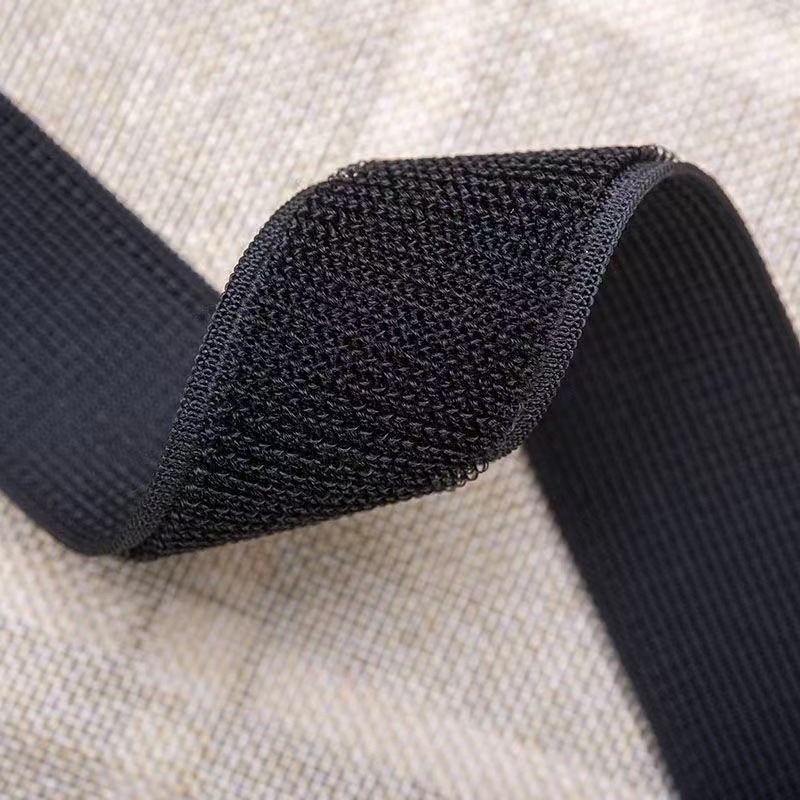 Elastični Velcro remen, izgled najlona, crna, ne vuče kosu