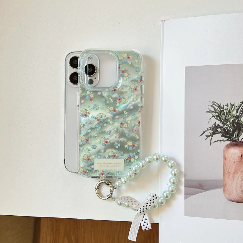 Maska za iPhone 16 Pro Max s plavom pozadinom i sitnim cvjetnim uzorkom, inspirirana korejskim stilom