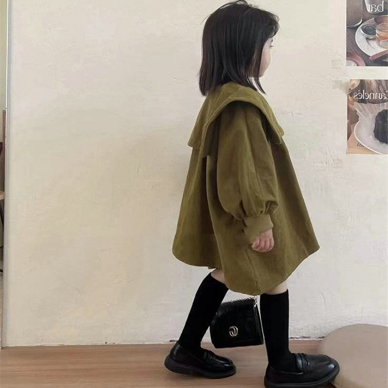 Kislány corduroy ruha nagy gallérral, vastagított hercegnő stílusú, tavasz–ősz–télre