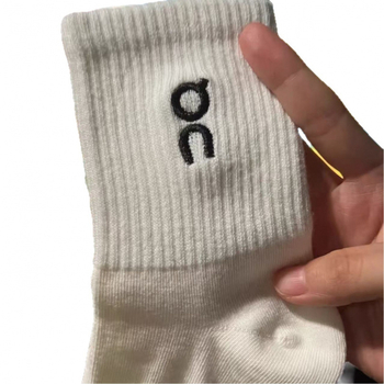 On čarape s izvezenim motivom za parove, jednobojne, unisex, moderne poludugačke sportske čarape
