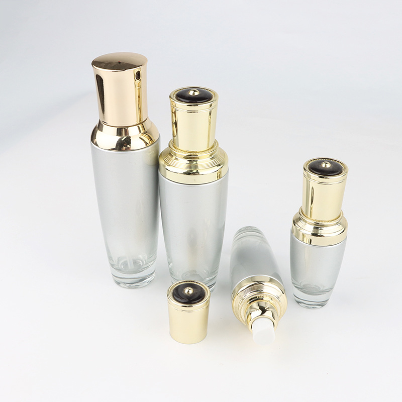 Crown üveg kozmetikai flakon készlet: 120 ml-es víz-émulziós flakon, 30 g krémes flakonok szem- és arckrémhez, esszencia flakon; testreszabható