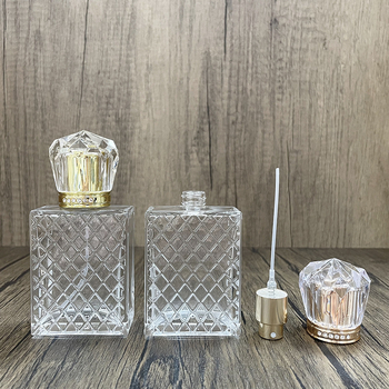 50 ml átlátszó üvegparfümös flakon csavaros kupakkal és rácsos mintával, újratölthető permetező üveg, üres üveg
