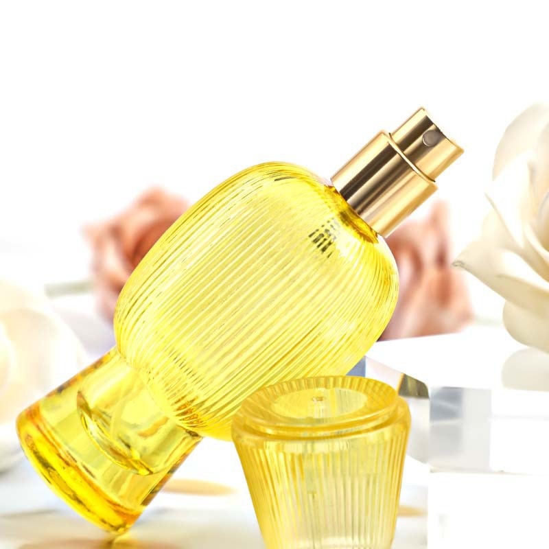 Színes üveg parfüm utántöltő palack csavaros kupakkal, hordozható, 30 ml/50 ml, üres palack szórófejjel