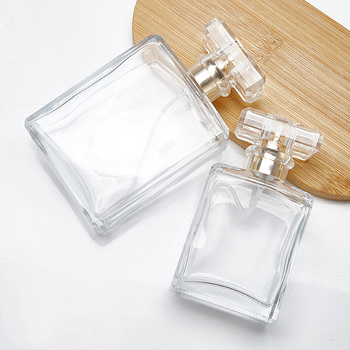 Négyzet alakú üveg autóparfüm számára – üres kozmetikai üvegek 30 ml, 50 ml, 100 ml nagykereskedelmi forgalomhoz