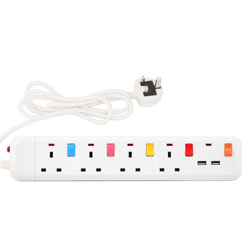 Produžni kabel s zaštitom od prenaponskih udara, britanski standard 13A, USB punjenje