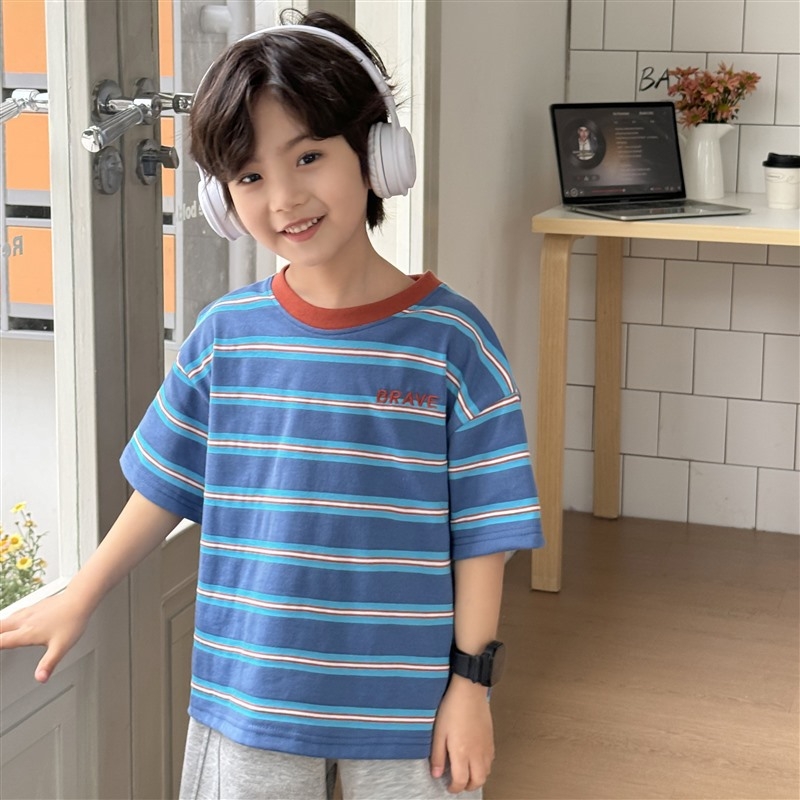 Fiúknak tervezett pamut rövid ujjú póló, koreai stílusú, csíkos