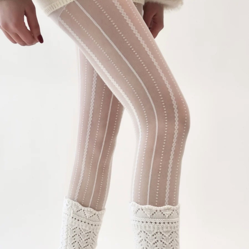 Ženski prozirni bodystocking za proljeće i jesen, bijela, tanak, s vertikalnim pletenim prugama, ultra proziran, oblikuje kožu