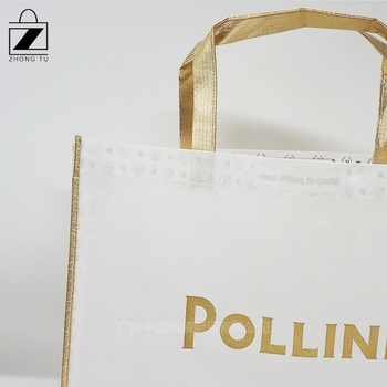 Bijela torba od netkanog spunbond materijala, prilagodljiva, sitotisak; moguć ispis logotipa; dimenzije 450x400x100 mm.