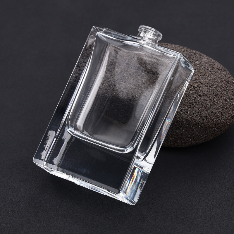 Újratölthető üres parfümös üveg 50 ml folyamatos permetezővel, 15 mm-es snap-on fúvóka