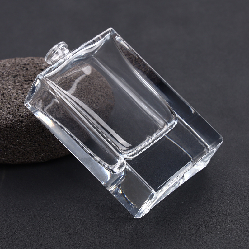 Újratölthető üres parfümös üveg 50 ml folyamatos permetezővel, 15 mm-es snap-on fúvóka