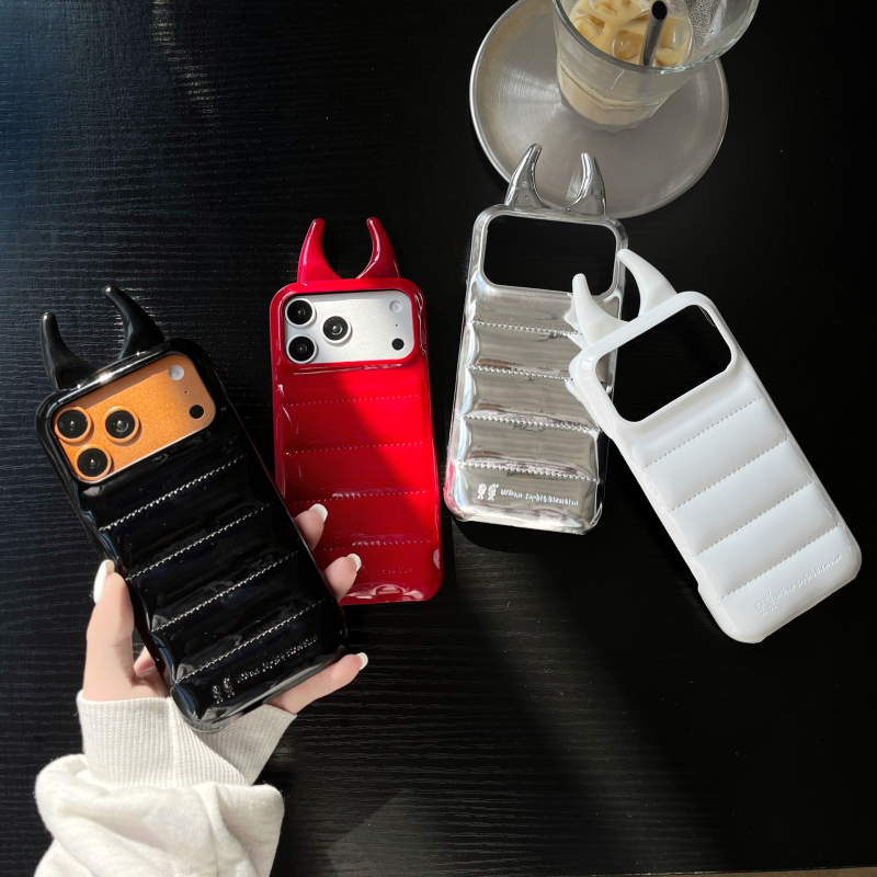 Kožna futrola za telefon u stilu Inst s 3D demonskim pipcima za iPhone 17 Pro Max i iPhone 13/14
