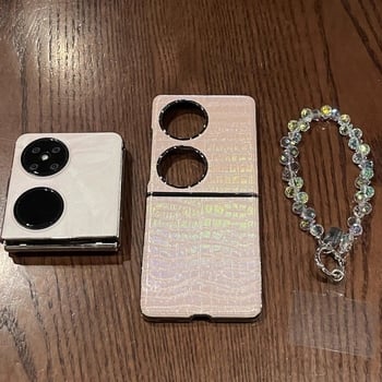 Carcasă TPU cu model crocodil pentru Huawei P50 Pocket (telefon pliabil), curea din mărgele roz gradient