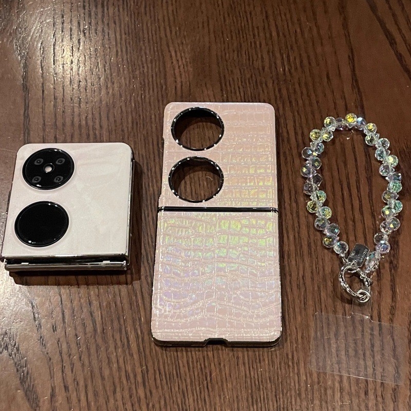 Carcasă TPU cu model crocodil pentru Huawei P50 Pocket (telefon pliabil), curea din mărgele roz gradient
