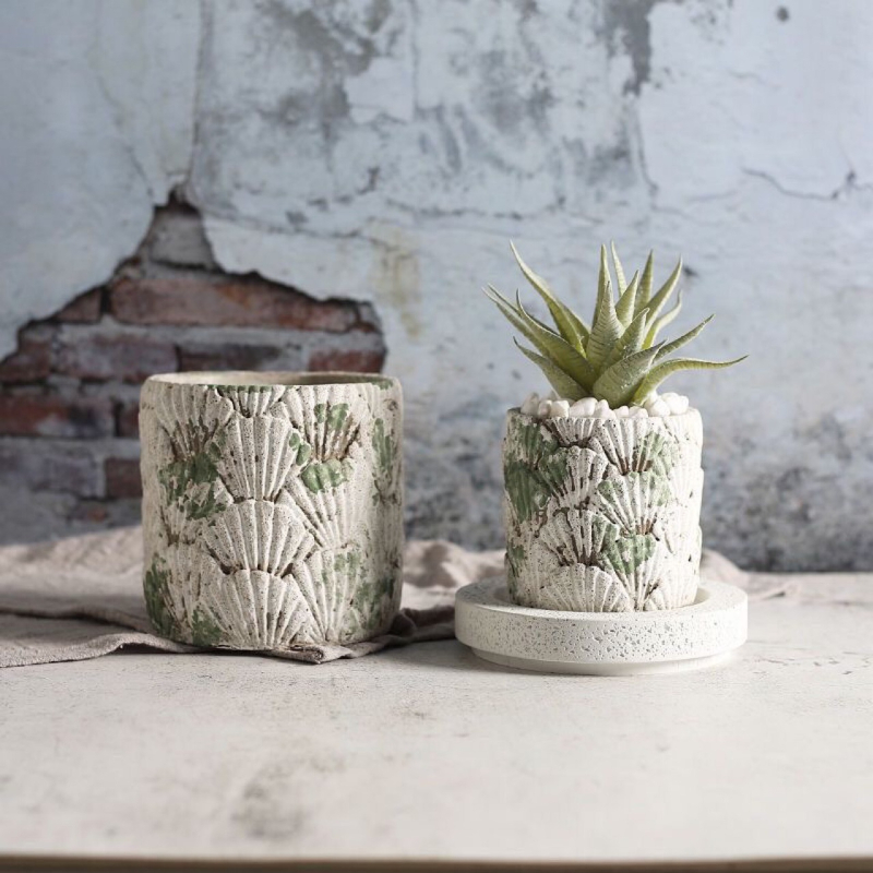 Betonska posuda u boji mahovine, vintage stil, za sukulente i zelene biljke, pogodna za unutarnje i vanjske prostore