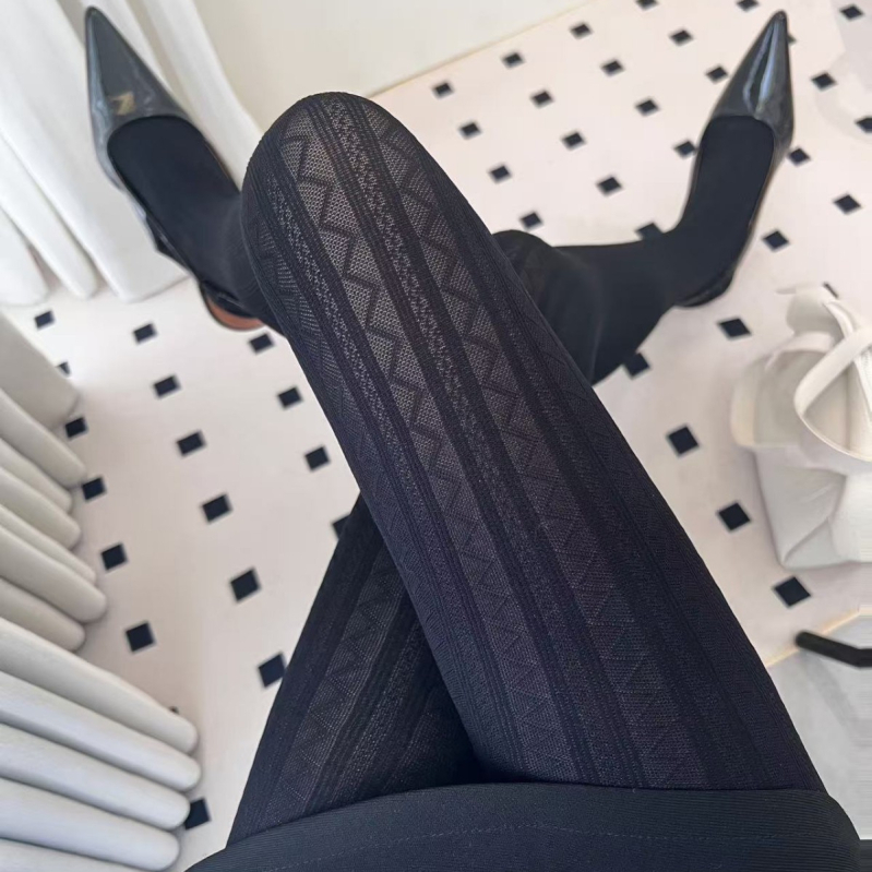 Ženske bijele velur pantyhose japanskog JK stila, valoviti uzorak, dimno siva boja, proljeće i jesen