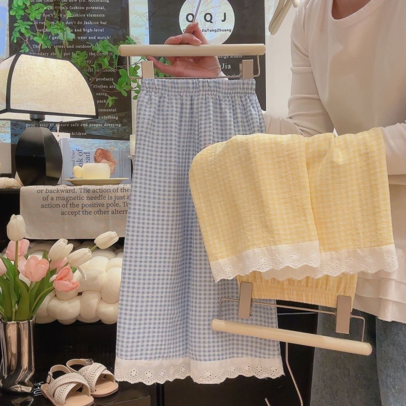 Dječje karirane široke hlače s čipkastim obrubom, korejski stil, ljetne hlače protiv komaraca