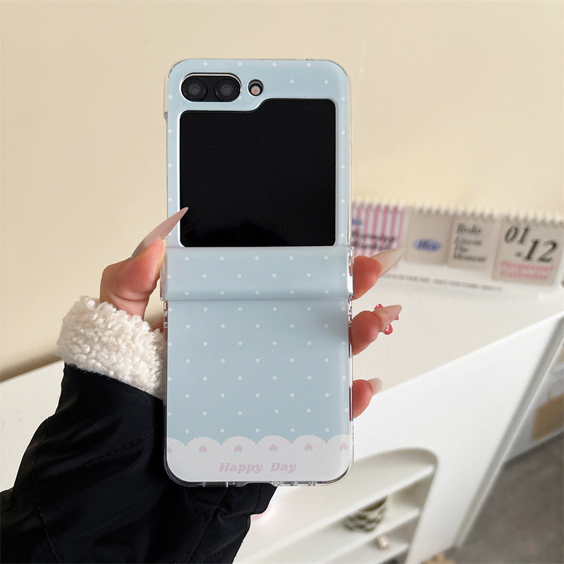Carcasă dură cu buline bleu pastel pentru Samsung Z Flip3/4, Z Flip5/6 și Z Flip7