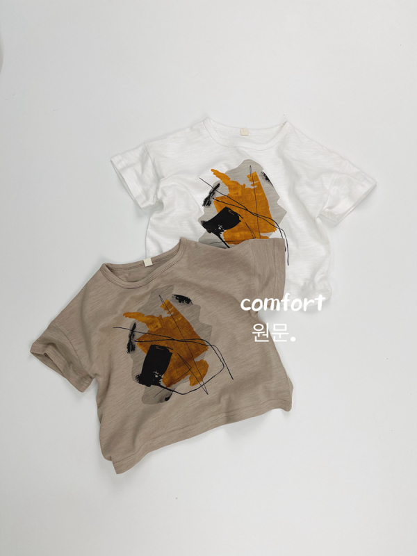 Nyári gyerekeknek készült rövid ujjú T-shirt absztrakt művészeti mintával, koreai stílusú felső