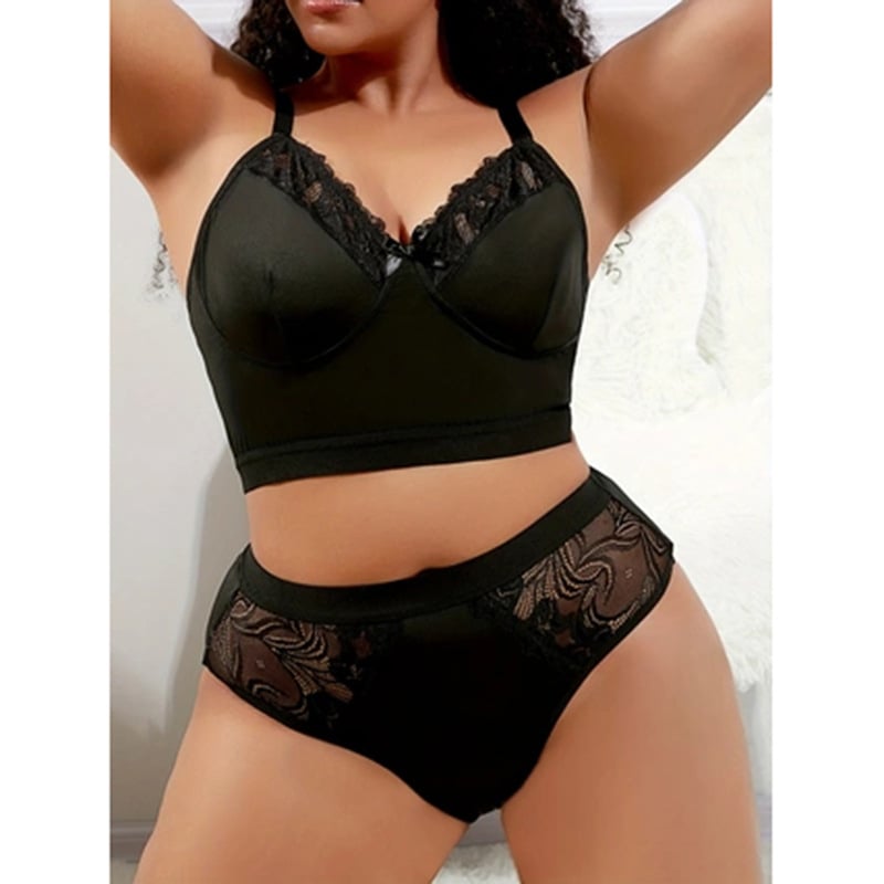 Crni sexy set donjeg rublja za veće veličine, push-up grudnjak