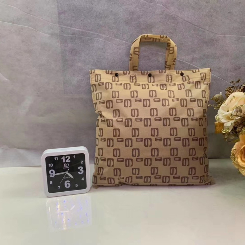 Torba tote od netkanog materijala s jastukom, prozirnim gumbom i mogućnošću tiskanja logotipa