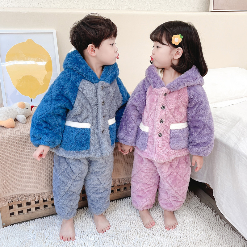 Téli gyerekeknek szóló otthoni meleg ruházat dupla fleece béléssel, vastag és meleg, két részes szett, koreai stílusú aranyos pizsama