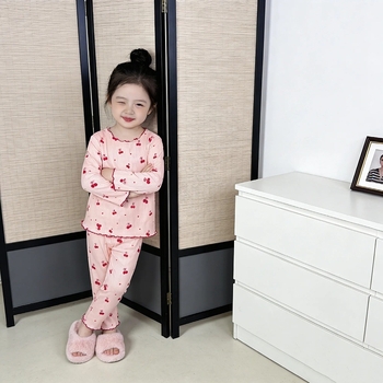 Lányoknak szóló őszi pizsama szett virágos mintával, koreai stílus, két részes, 2026-os őszi kollekció