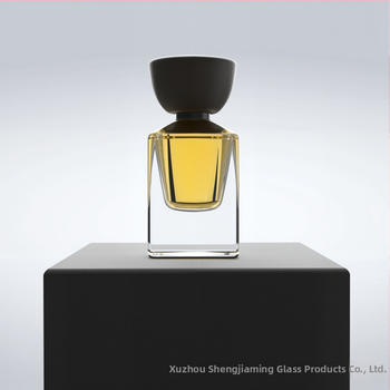 Négyzet alakú üvegparfümösüveg vastag alappal, pumpás permetező, átlátszó utántöltő üveg, bőrkezelési mintákhoz, 100 ml / 50 ml / 30 ml