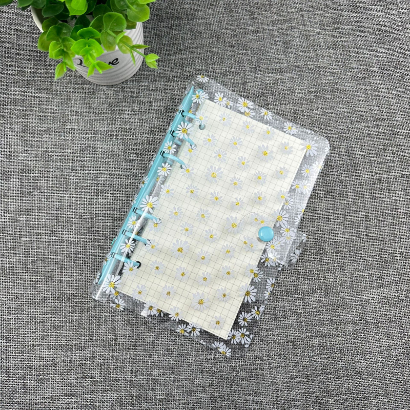 A6 binder s prozirnim PVC omotom, motiv tratinčice, inspiriran japanskim i korejskim stilom