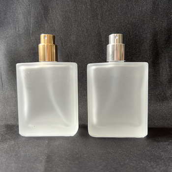 50 ml üveg parfümhöz csavaros kupakkal, matt felületű átlátszó üveg, üres spray palack kozmetikumokhoz