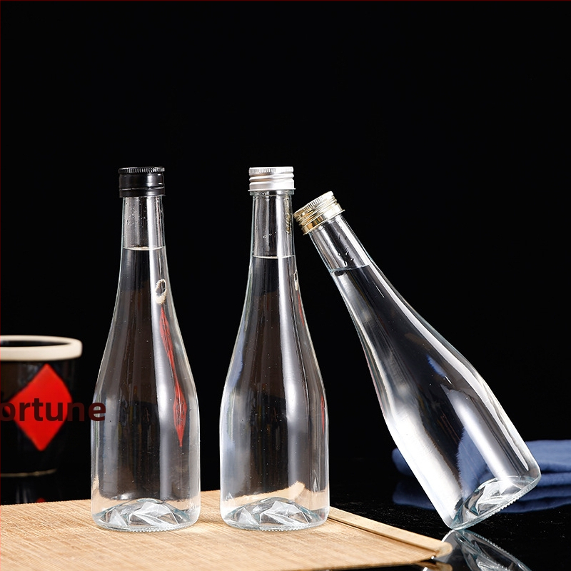 Prozirne staklene boce za alkohol, sok od breze, napitke, voćna vina i mineralnu vodu