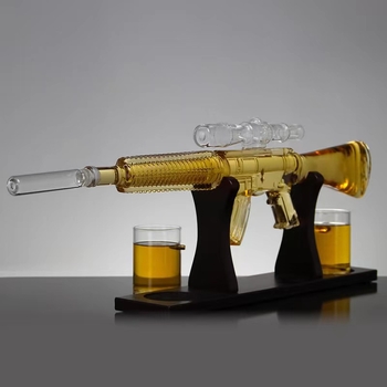 Decantor de whiskey în formă de pistol, sticlă borosilicată, 750 ml