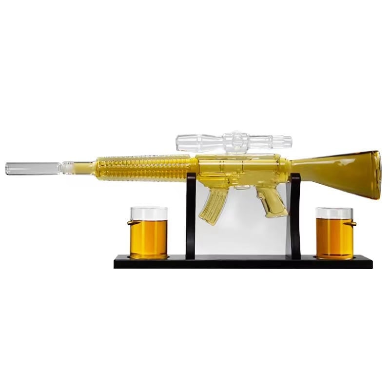 Decantor de whiskey în formă de pistol, sticlă borosilicată, 750 ml