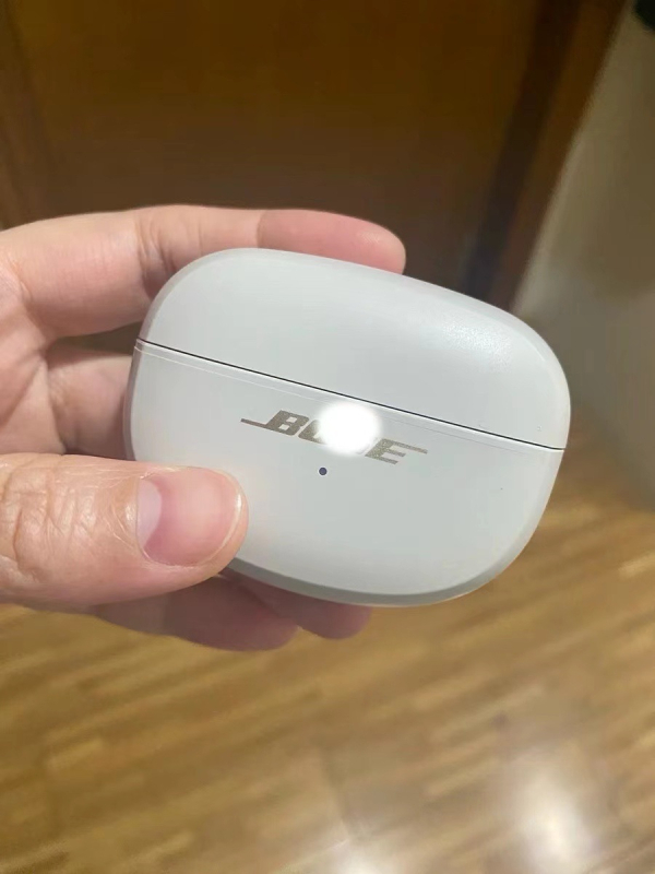 Bose Ultra Open-Back Bluetooth слушалки, клипс за ухо, висок клас версия, уникален код за устройство, регистрация