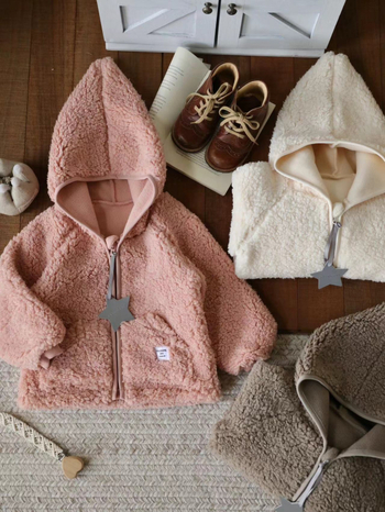 Dječja jakna od teddy fleece s kapuljom i zatvaračem na zip, unisex, zima 2025
