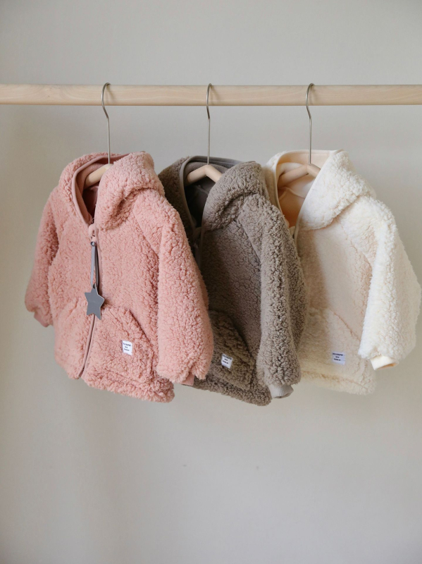 Dječja jakna od teddy fleece s kapuljom i zatvaračem na zip, unisex, zima 2025