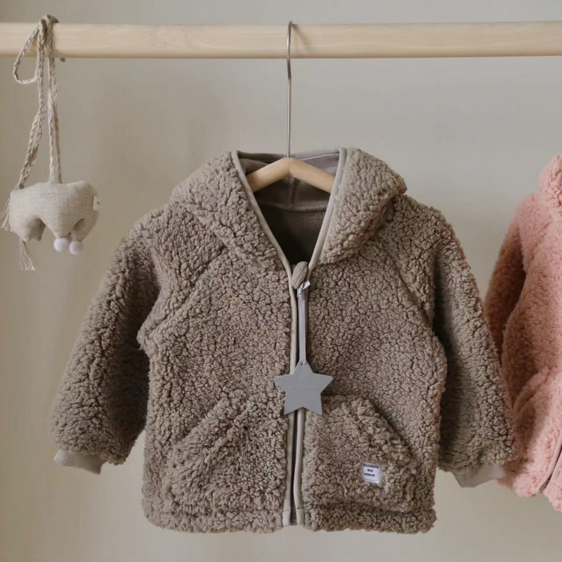 Dječja jakna od teddy fleece s kapuljom i zatvaračem na zip, unisex, zima 2025
