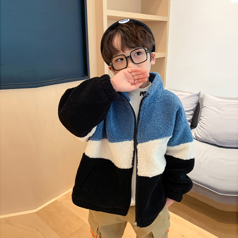 Gyermekeknek készült lambswool fleece-béléssel ellátott vastag kabát, koreai stílusú, meleg külsőruha közepes és nagy testmagasságú gyerekeknek