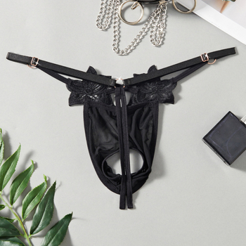 Muške seksi tange od prozirne mreže s otvorenim dijelu