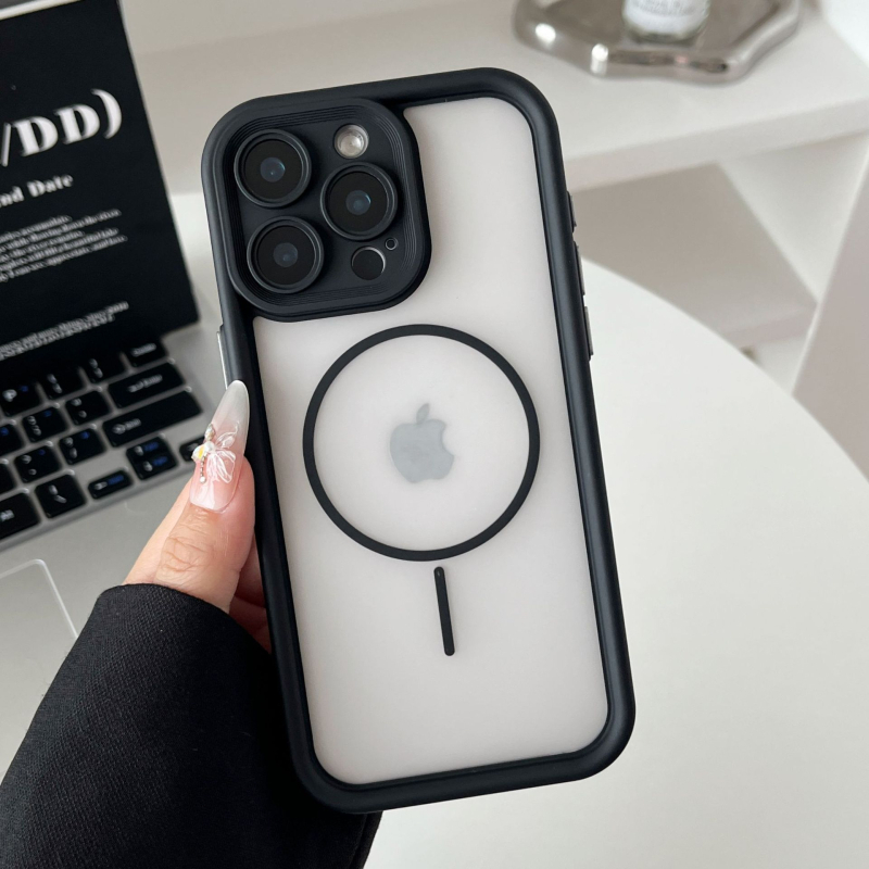Husă dublă magnetică din PC, cu finisaj mat, pentru iPhone 15 Pro Max, albă – protecție anti-cadere