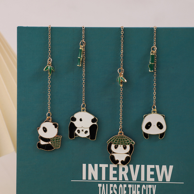 Clip metalic pentru pagină cu Panda – design de desen animat, inimă, cadou pentru elevi, rechizite culturale și creative