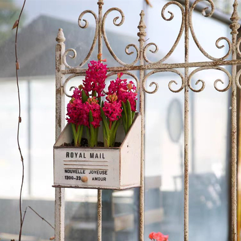 Vas de flori din fier, montat pe perete, stil vintage, pentru balcon interior și grădină, cu cutie poștală