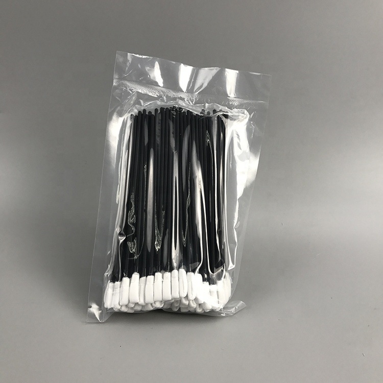 Bețișor de curățare fără praf cu cap de fibre poliesterice, tijă neagră, pentru curățarea instrumentelor într-un spațiu curat, personalizabil